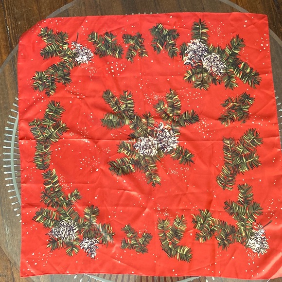 Vintage Christmas Holiday festive scarf - Picture 5 of 10